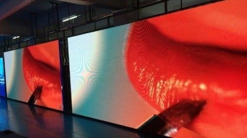 Реклама P3.076 Внутренний полноцветный светодиодный дисплей из литого алюминия