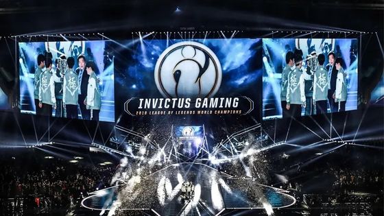 Светодиодные экраны высокого разрешения 7680 Гц, 700 нит, для внутренней рекламы