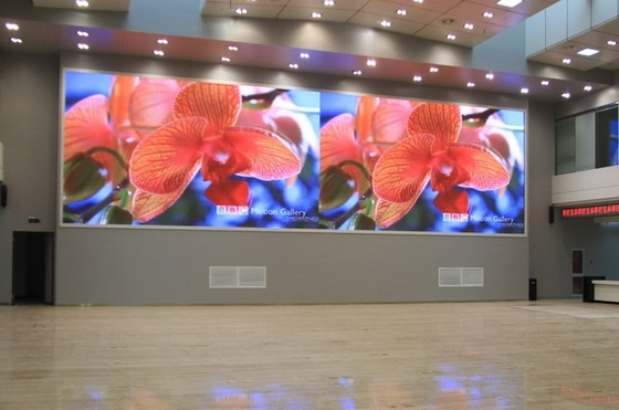 Крытый шкаф стены 320×160mm дисплея СИД Longda прочный видео- 3840hz