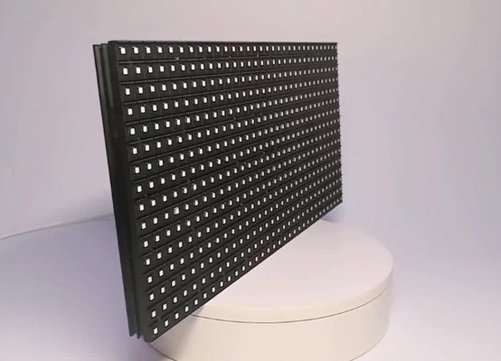 На открытом воздухе СИД 1R1G1B P10 показывает одиночный тип SMD3535 штендера